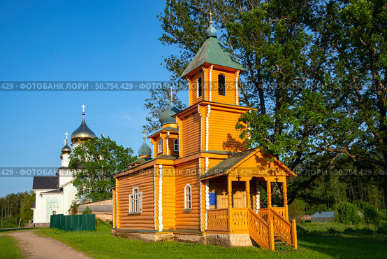 Храмы Никандровой пустыни. Псковская область. Стоковое фото, фотограф Анна Карасева / Фотобанк Лори