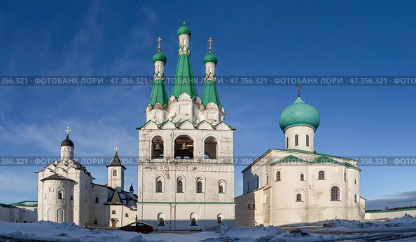 Храмы Троицкого комплекса Александро-Свирского монастыря. Стоковое фото, фотограф Юлия Бабкина / Фотобанк Лори