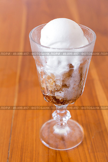 ice espresso coffee icecream dessert. Стоковое фото, агентство Ingram Publishing / Фотобанк Лори