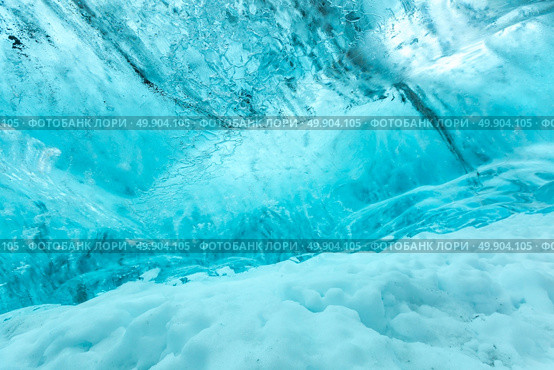 Ice wall background in Cave Iceland at Vatnajokull Glacier Jokulsarlon Nationa Park. Стоковое фото, агентство Ingram Publishing / Фотобанк Лори