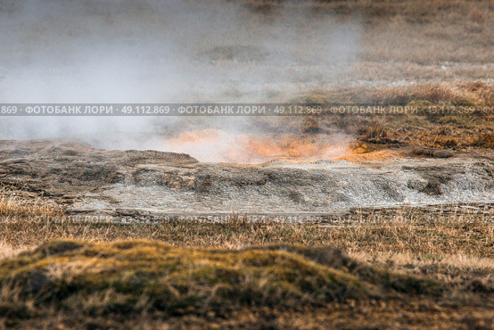 Icelandic nature with geothermal activity at ground surface. Стоковое фото, агентство Ingram Publishing / Фотобанк Лори