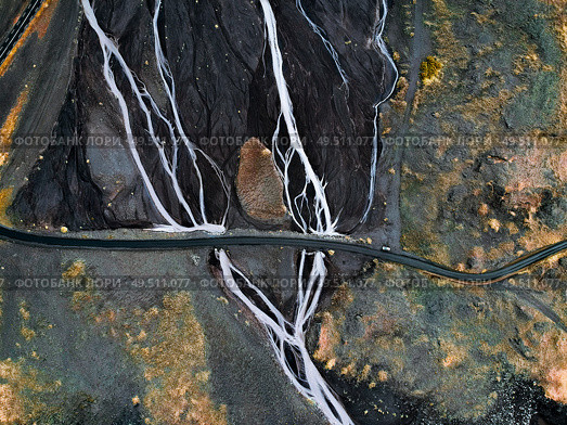 Icelandic river delta from above. Стоковое фото, агентство Ingram Publishing / Фотобанк Лори