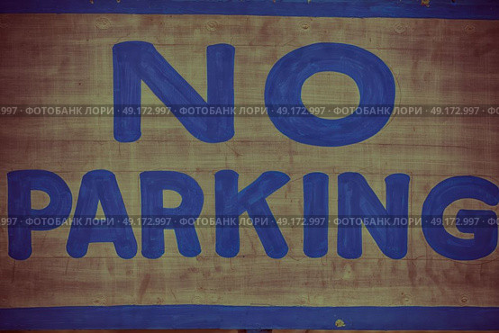in  philippines old dirty label of parking signal concept . Стоковое фото, агентство Ingram Publishing / Фотобанк Лори