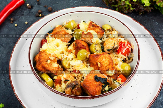 Indian food, turkey meat over basmati rice. Healthy diet menu for lunch.. Grilled turkey breast and rice. Стоковое фото, агентство Ingram Publishing / Фотобанк Лори