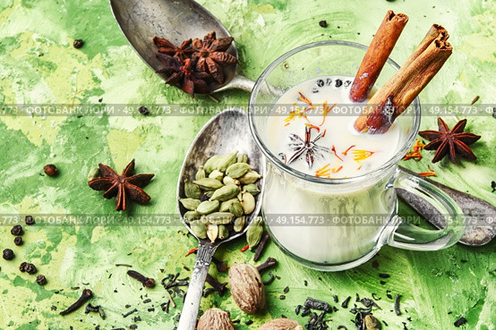 Indian tonic tea . Стоковое фото, агентство Ingram Publishing / Фотобанк Лори