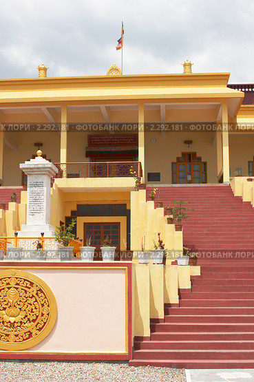 Индия, Дарамсала. Буддийский тантрический монастырь Гьюто (Gyuto Tantric Monastery) (2005 год). Стоковое фото, фотограф Галина Михалишина / Фотобанк Лори