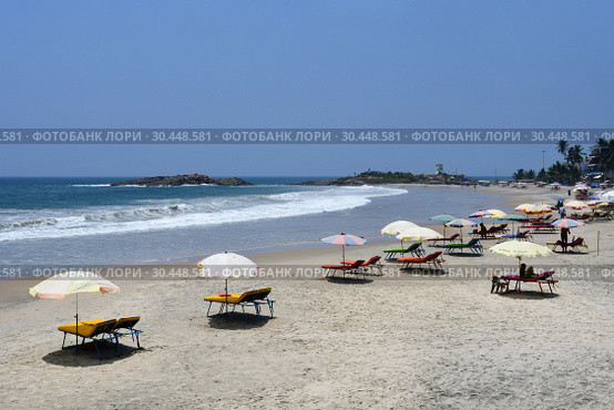 Индия. Пляж Ковалам (Kovalam) в Керале весной (2019 год). Стоковое фото, фотограф Овчинникова Ирина / Фотобанк Лори