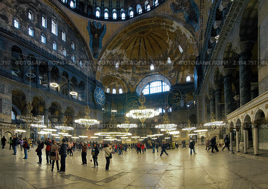 Интерьер Святой Софии в Стамбуле, Турция (2011 год). Редакционное фото, фотограф Михаил Марковский / Фотобанк Лори