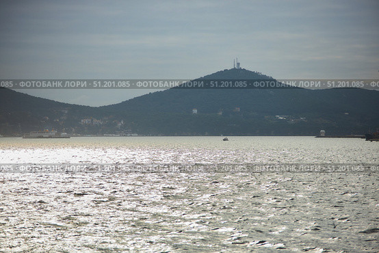 ISTANBUL, TURKEY - NOVEMBER 26, 2021: Princes' Islands, view from the ship. The Sea of Marmara. Редакционное фото, фотограф Наталия Кирсанова / Фотобанк Лори