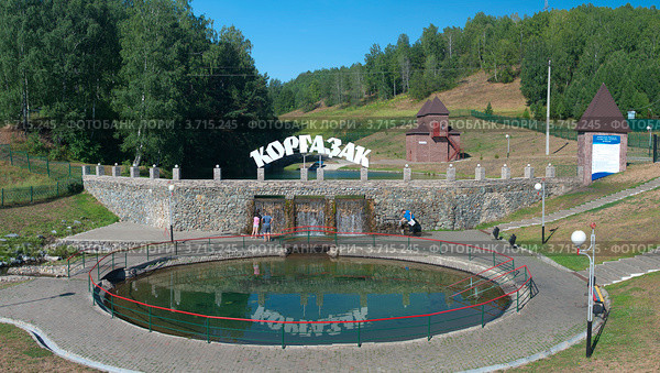 Источник природной минеральной воды "Кургазак". Башкортостан. Россия. (2012 год). Редакционное фото, фотограф Андрей Петраковский / Фотобанк Лори