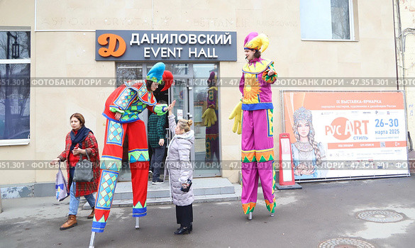 IX Выставка-ярмарка народных мастеров, художников и дизайнеров России «РусАртСтиль» Стоковое фото, фотограф Александр С. Курбатов / Фотобанк Лори