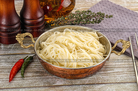 Japanese boiled wheat somet noodles. Стоковое фото, фотограф Андрей Старостин / Фотобанк Лори