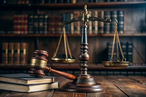 Justice and the law. A wooden hammer, books and scales on the table. The court session. Стоковое AI-изображение, AI-художник Photojuli / Фотобанк Лори