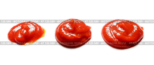 Капли вкусного кетчупа на белом фоне. Стоковое фото, фотограф Pixel_shot / Фотобанк Лори