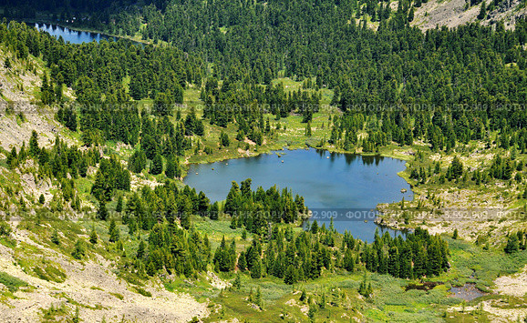 Каракольские озера в горах Алтая, Россия (2011 год). Стоковое фото, фотограф Анна Мартынова / Фотобанк Лори