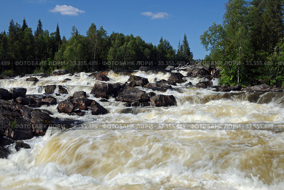 Карелия. Национальный парк "Паанаярви". Водопад Киваккакоски (2019 год). Редакционное фото, фотограф Рябков Александр / Фотобанк Лори