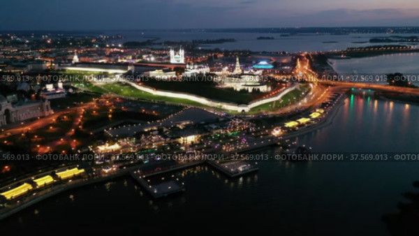 Kazan Kremlin at summer night with view of Kazanka River. Стоковое видео, видеограф Яков Филимонов / Фотобанк Лори