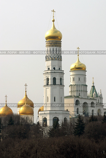 Колокольня Ивана Великого в Московском Кремле (2009 год). Стоковое фото, фотограф Александр Грачев / Фотобанк Лори