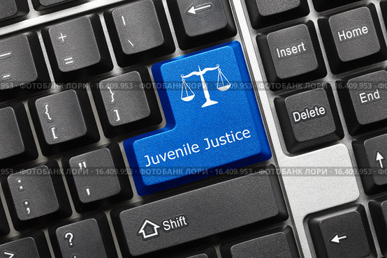 Концептуальная клавиатура - Клавиша "Juvenile Justice" ("Ювенальная юстиция") Стоковое фото, фотограф Самохвалов Артем / Фотобанк Лори