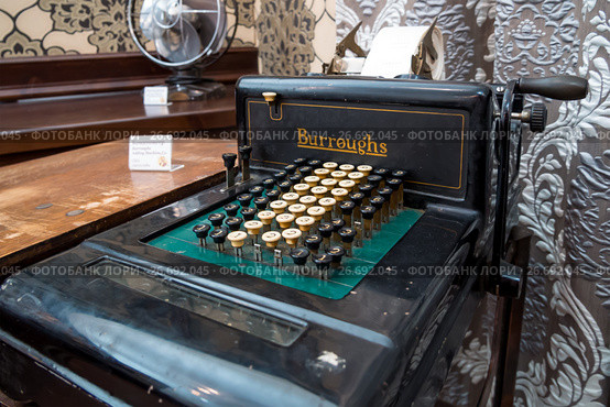 Коптометр "Burroughs Adding Machine CO" (2017 год). Редакционное фото, фотограф Вячеслав Палес / Фотобанк Лори