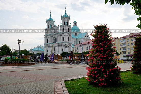 Костел святого Франциска Ксаверия в городе Гродно (2023 год). Редакционное фото, фотограф Максим Соколов / Фотобанк Лори