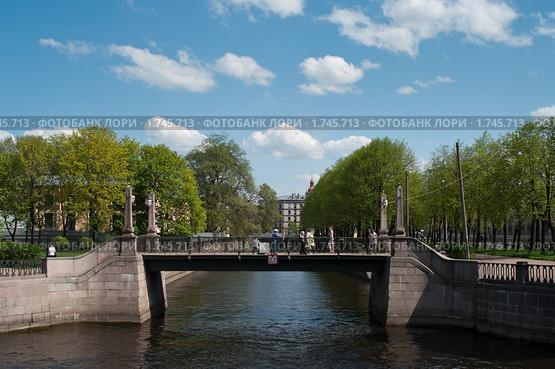 Красногвардейский пешеходный мост в Санкт-Петербурге (2010 год). Стоковое фото, фотограф Кекяляйнен Андрей / Фотобанк Лори