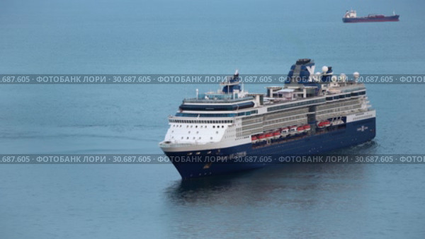 Круизный лайнер Celebrity Millennium (2019 год). Редакционное видео, видеограф А. А. Пирагис / Фотобанк Лори