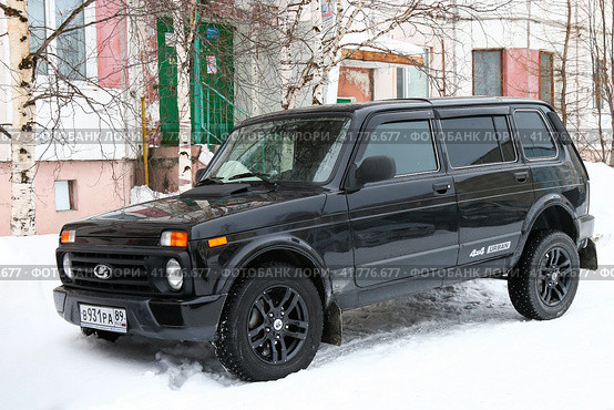 Lada 4x4 5D Urban (2017 год). Редакционное фото, фотограф Art Konovalov / Фотобанк Лори