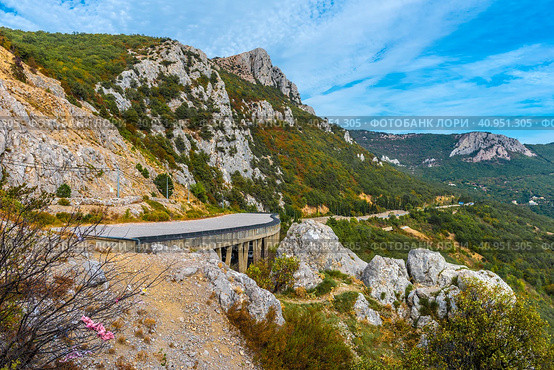 Laspi mountain pass, view of tunnel and Garin Mikhailovsky cliff, Стоковое фото, фотограф Анна Кривицкая / Фотобанк Лори