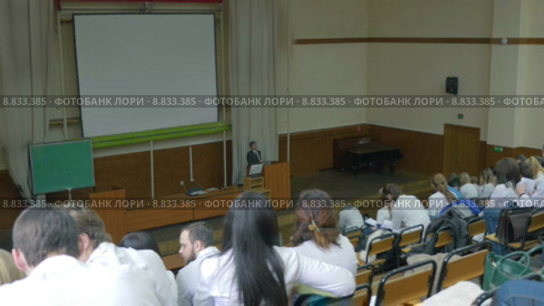 Лекция в аудитории медицинского университета (2015 год). Редакционное видео, видеограф Данил Руденко / Фотобанк Лори