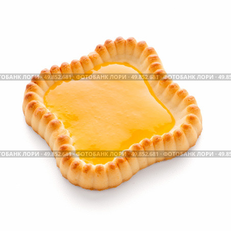 Lime jam tartlets isolated on white background. Стоковое фото, агентство Ingram Publishing / Фотобанк Лори