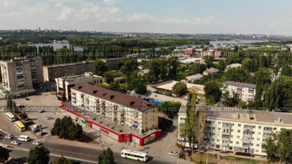 Lipetsk, Russia - Aug 5. 2018. view of Levoberezhny district and Zoya Kosmodemyanskaya street. Редакционное видео, видеограф Володина Ольга / Фотобанк Лори