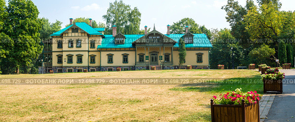 Лошицкая усадьба, Минск, Беларусь (2015 год). Стоковое фото, фотограф Владимир Макеев / Фотобанк Лори