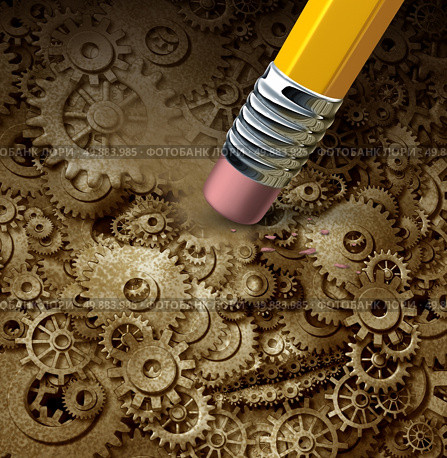 Losing function concept as a frontal head made of machine gears and cogs on a grunge background being erased by a pencil as a symbol for losing thinking ability or changing business skills to better compete. Стоковое фото, агентство Ingram Publishing / Фотобанк Лори