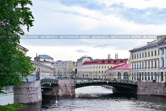 Мало-Конюшенный мост и дом Адамини. Река Мойка. (2023 год). Стоковое фото, фотограф Александр Тараканов / Фотобанк Лори