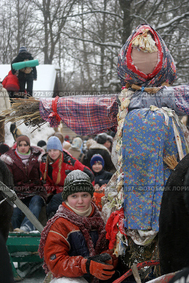 Масленица. Народное гулянье (2009 год). Редакционное фото, фотограф Gagara / Фотобанк Лори