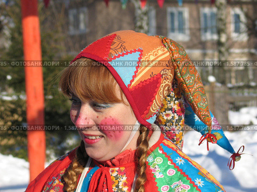 Масленица. Русский скоморох. Проводы зимы. (2007 год). Редакционное фото, фотограф Елена Беклемищева / Фотобанк Лори