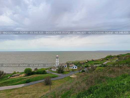 Маяк в Мержаново, Ростовская область, Неклиновский район. The lighthouse in Merzhanovo, Rostov region, Neklinovsky district (2024 год). Стоковое фото, фотограф Оксана Колпашникова / Фотобанк Лори