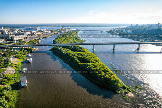 Метромост над Окой в Нижнем Новгороде (2022 год). Редакционное фото, фотограф Илья Старков / Фотобанк Лори
