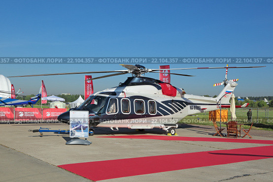 Международный авиационно-космический салон МАКС-2015. AgustaWestland AW139 - англо-итальянский двухмоторный многоцелевой вертолет. Разработан компаниями Agusta и Bell Helicopters. Редакционное фото, фотограф Игорь Долгов / Фотобанк Лори