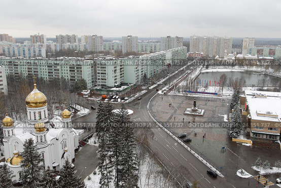 Михаило-Архангельский храм города Краснознаменска зимой (2016 год). Редакционное фото, фотограф Дмитрий Неумоин / Фотобанк Лори