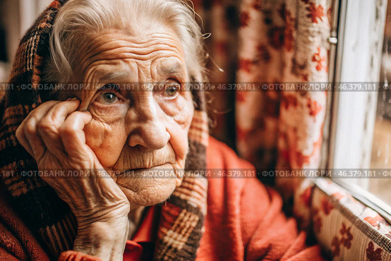 Minimalism. Portrait of an old elderly woman, a pensioner, a concept of the life of the elderly, health, loneliness and memory loss. Стоковое AI-изображение, AI-художник Photojuli / Фотобанк Лори