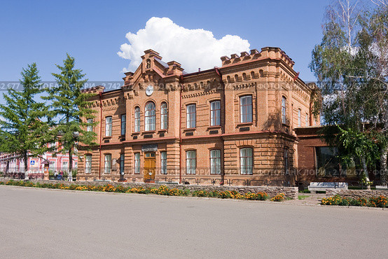 Минусинск. Музей Мартьянова. Первый корпус (2011 год). Редакционное фото, фотограф Шичкина Антонина / Фотобанк Лори
