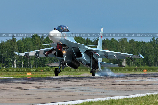 Многоцелевой истребитель Су-30СМ ВКС России (2020 год). Редакционное фото, фотограф Александр Тарасенков / Фотобанк Лори