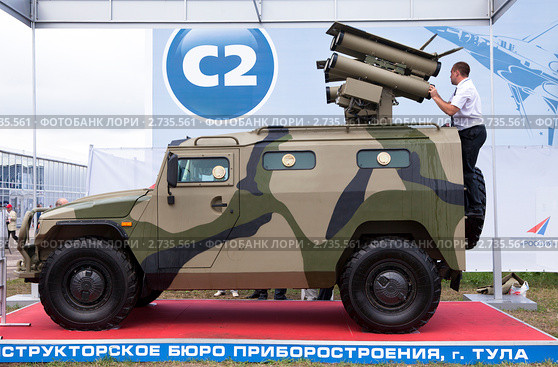 Многоцелевой ракетный комплекс КОРНЕТ-ЭМ на авиасалоне МАКС 2011, Жуковский, Россия. Редакционное фото, фотограф Николай Винокуров / Фотобанк Лори