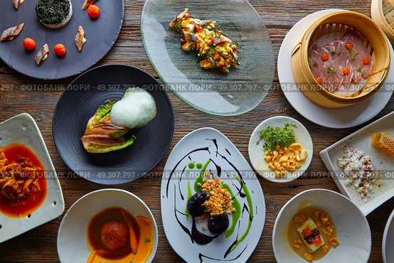 Molecular gastronomy variety of recipes Modern cuisine. Стоковое фото, агентство Ingram Publishing / Фотобанк Лори