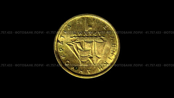 Монета Греции 1 драхма 1982 года на черном фоне. Rotating reverse of Greece coin 1 drachma 1982, isolated in black background. Close up ivew. Стоковая анимация, аниматор Александр Кузнецов / Фотобанк Лори