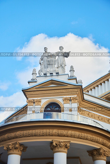 Moscow, Russia - March 24, 2023: Moscow VDNH. Architectural decor of one of the pavilions. Редакционное фото, фотограф Наталия Кирсанова / Фотобанк Лори
