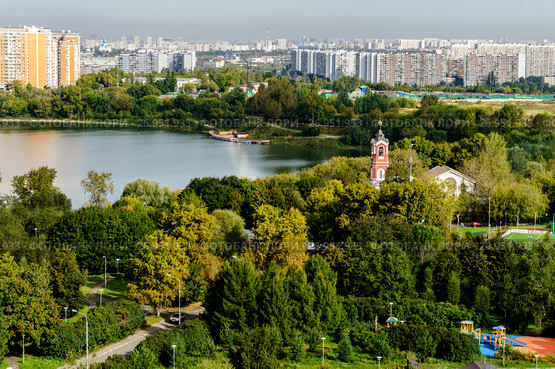 Москва, Борисовский пруд и парк в пойме реки Городня (2017 год). Стоковое фото, фотограф glokaya_kuzdra / Фотобанк Лори