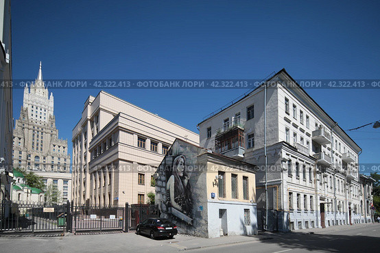 Москва, дом на улице Глазовский переулок 10 (2019 год). Редакционное фото, фотограф Дмитрий Неумоин / Фотобанк Лори